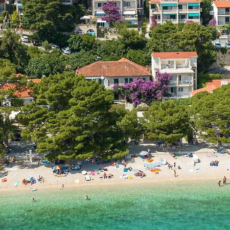Aurora Beachfront Luxury Rooms&suites Pensionat