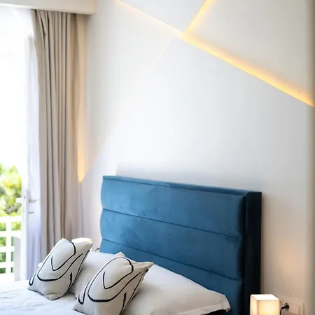 Aurora Beachfront Luxury Rooms&suites