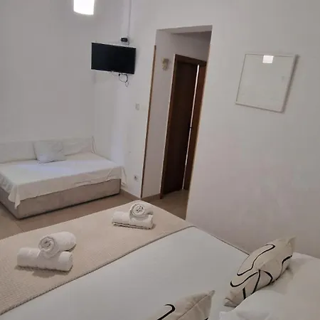 Aurora Beachfront Luxury Rooms&suites Penzion