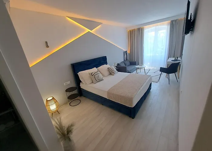 Aurora Beachfront Luxury Rooms&suites 4*