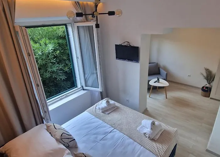 Aurora Beachfront Luxury Rooms&suites