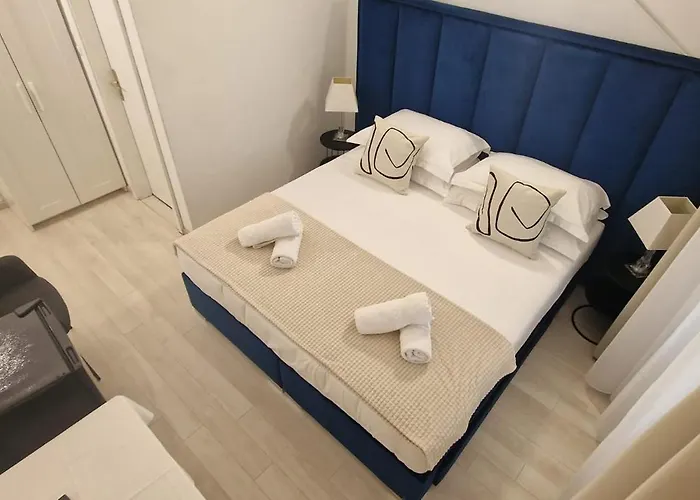 Aurora Beachfront Luxury Rooms&suites Pensjonat