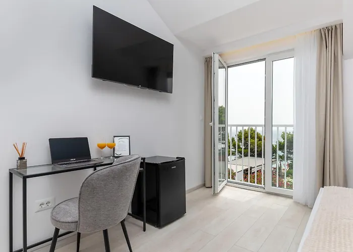 Aurora Beachfront Luxury Rooms&suites Pensjonat Brela